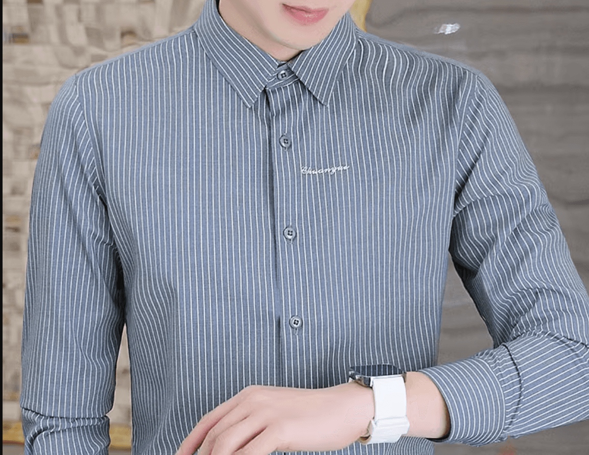 ビジネス向けストライプ シャツ