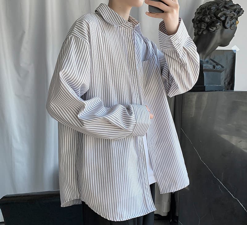 ストライプシャツ ゆったりシルエット縦縞シャツ