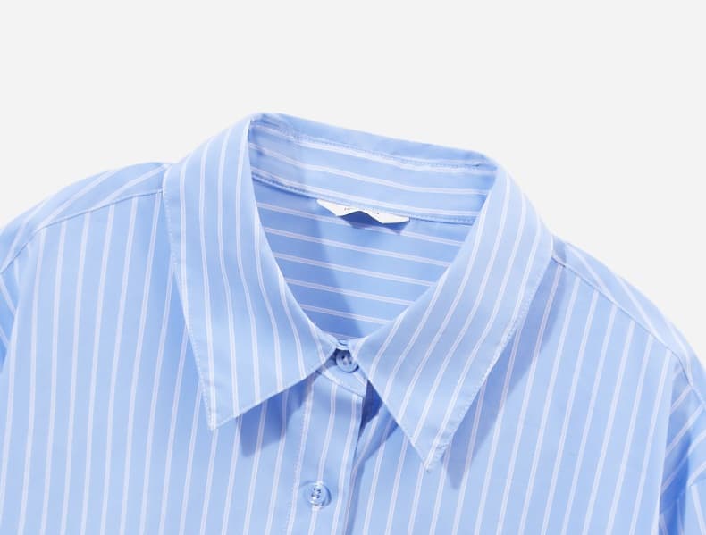 ストライプシャツ ゆったり襟付きストライプ長袖シャツ