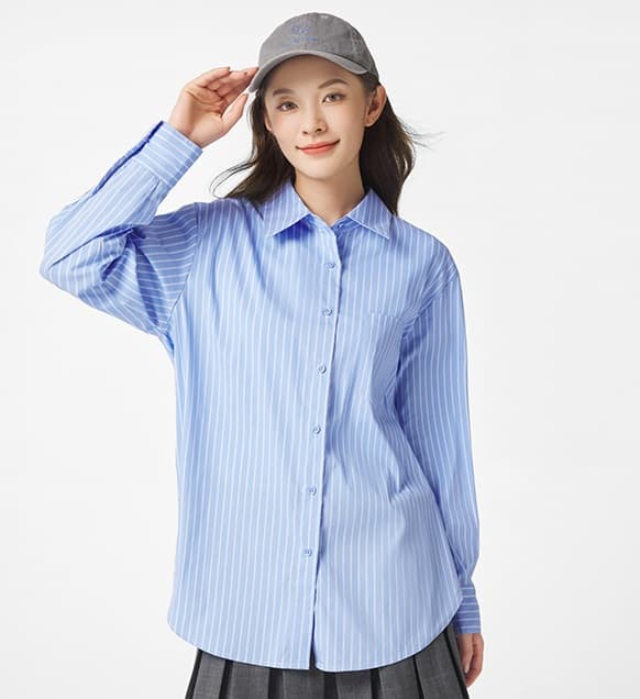 ストライプシャツ ゆったり襟付きストライプ長袖シャツ