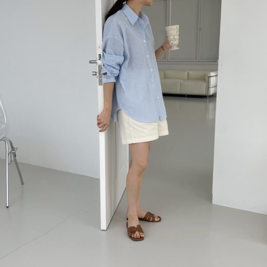 ストライプシャツ 縦縞ゆったりシャツ