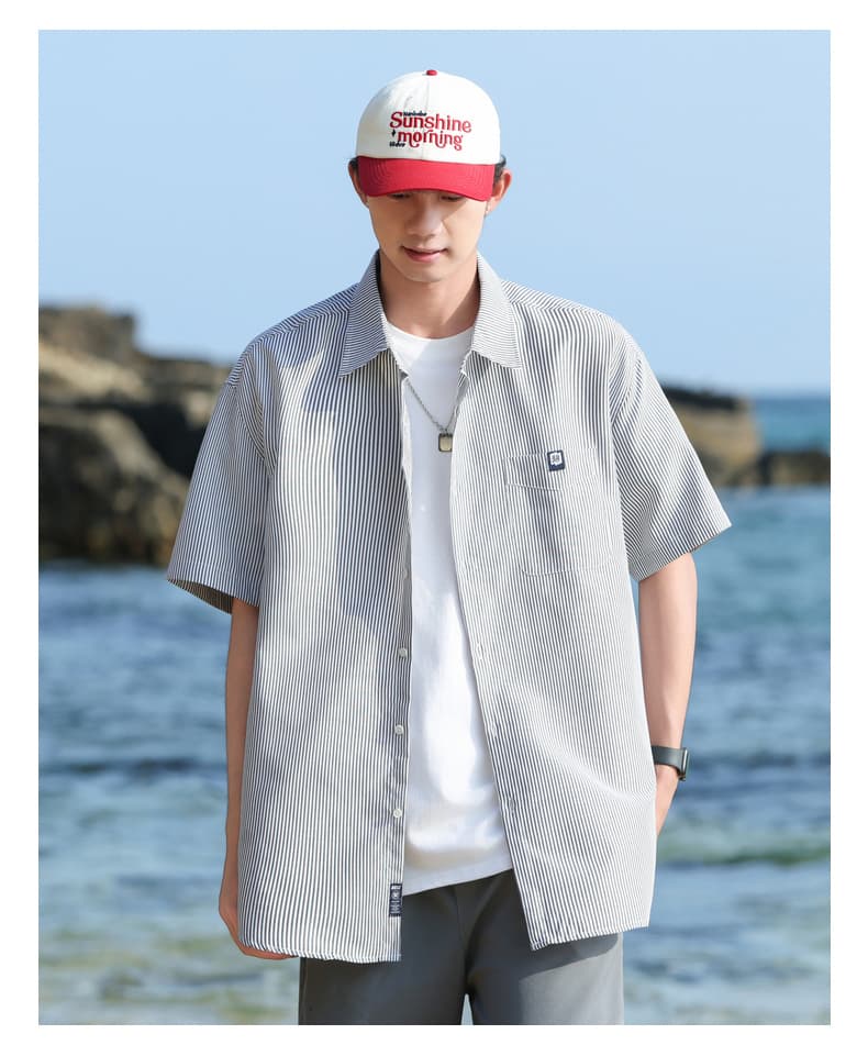 ストライプシャツ 爽やか細縞ワイドシルエット半袖シャツ